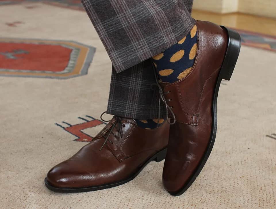 Buty męskie włoskie marki: poznaj najlepsze opcje na rynku polskim