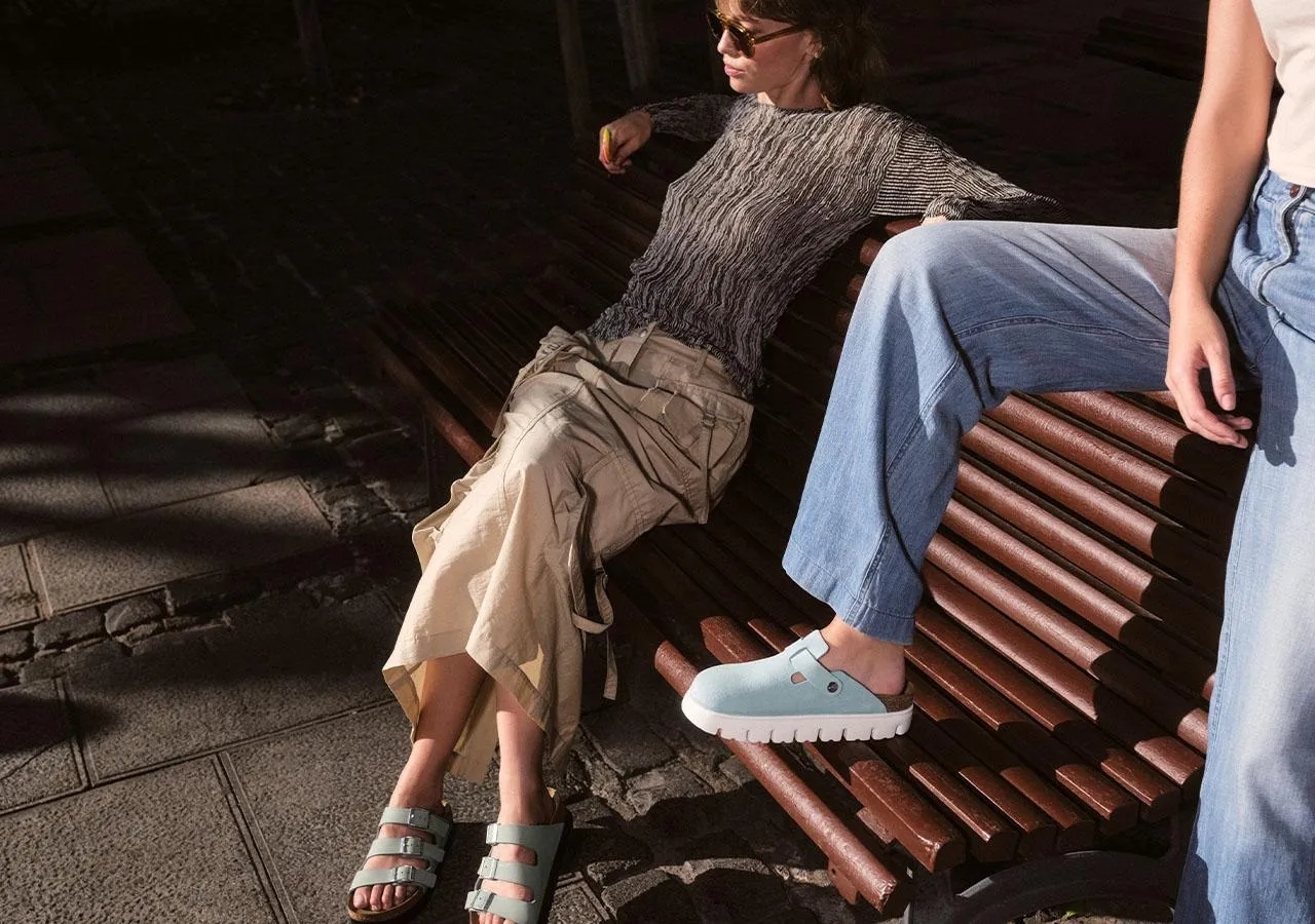 Buty bez obcasa jak się nazywają - poznaj popularne modele i style