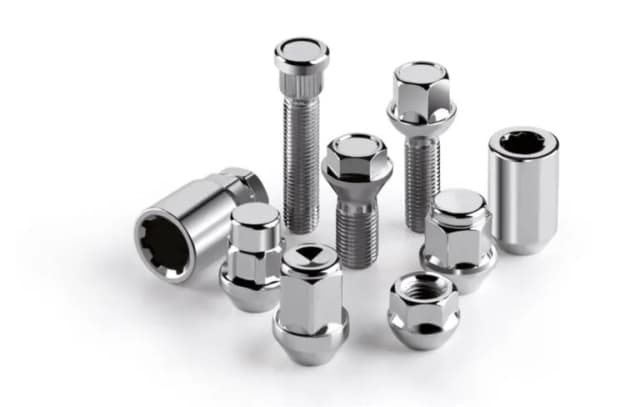 Czym smarować szpilki kół, aby uniknąć problemów z korozją?